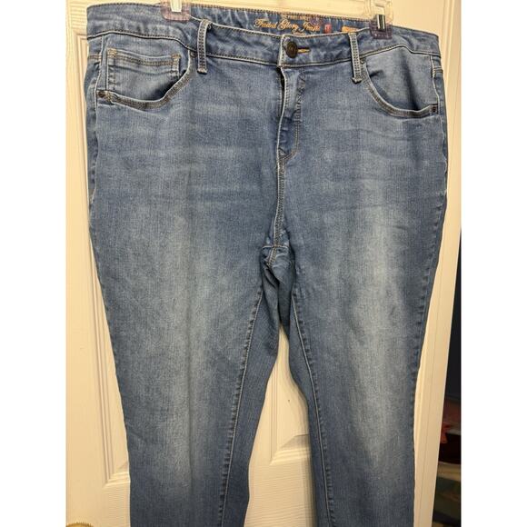 Women’s Faded Glory Ultimate Skinny Jeans In Medium Blue Wash - Size 18 Ankle - Picture 2 of 12